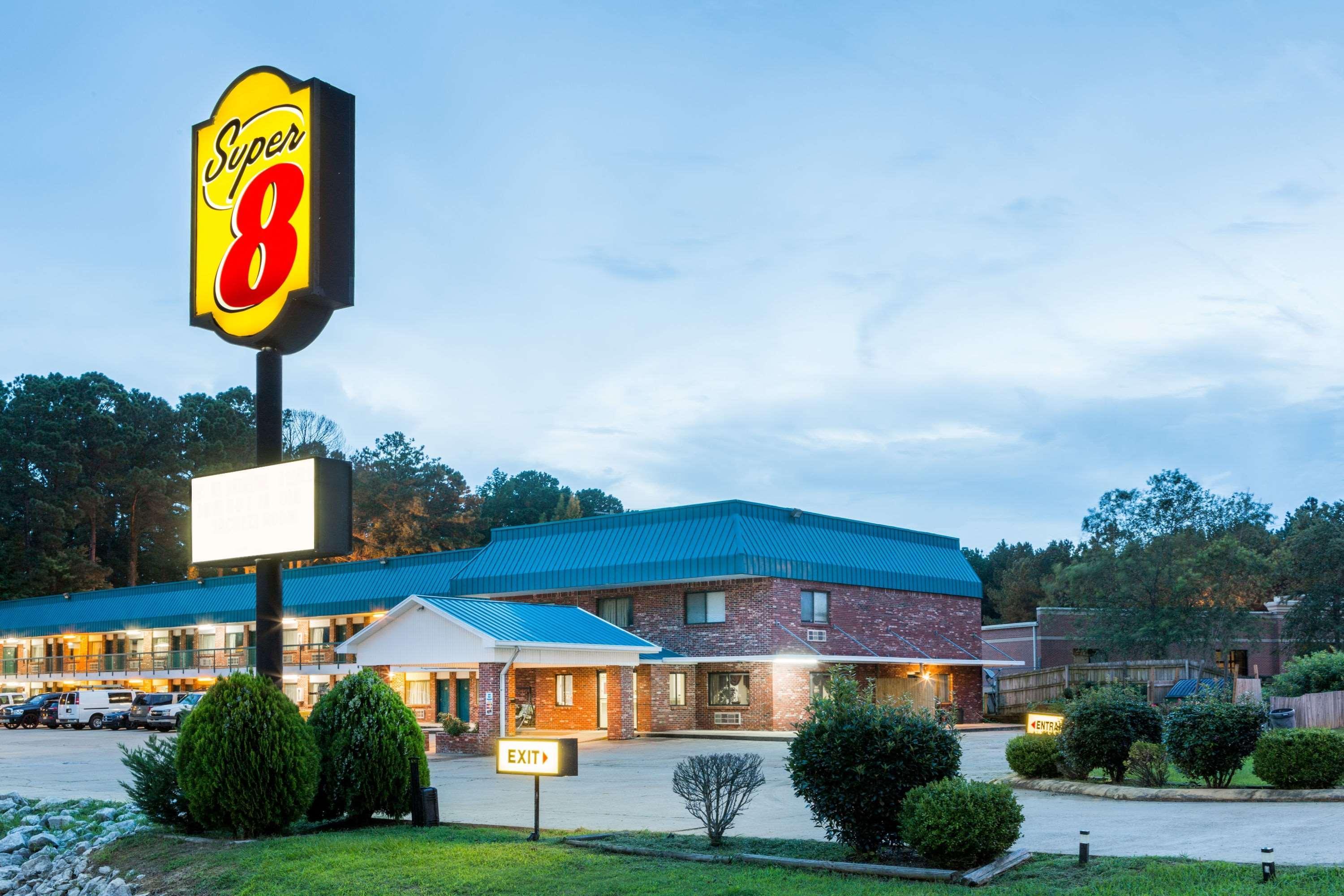 Super 8 By Wyndham Kosciusko Motel Екстериор снимка